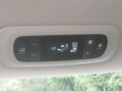 2023 Chrysler Voyager - Photo 20