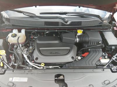 2023 Chrysler Voyager - Photo 9