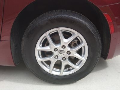2023 Chrysler Voyager - Photo 10