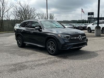 2025 Mercedes-Benz GLC - Photo 1