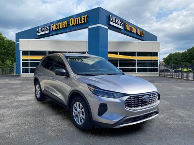 2024 Ford Escape — rear three-quarter view