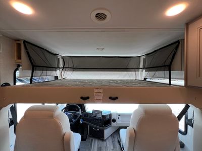 2024 Thor Motor Coach PALAZZO - Photo 4