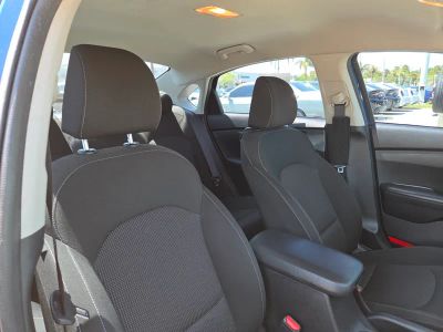 2021 Kia Forte — photo 11 view