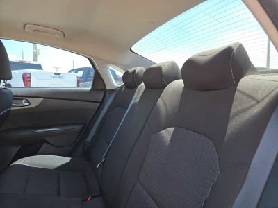 2021 Kia Forte — photo 16 view