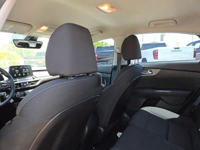 2021 Kia Forte — photo 18 view