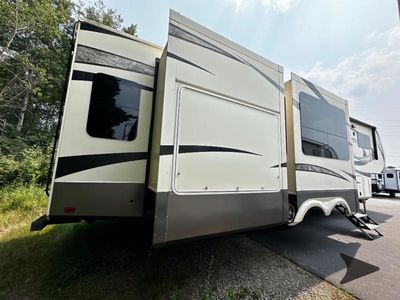 2018 Grand Design Solitude - Photo 7