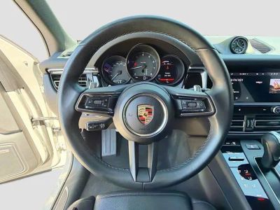 2023 Porsche Macan — photo 39 view