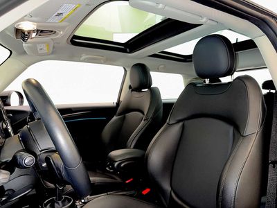 2023 MINI Hardtop 2 Door - Photo 19