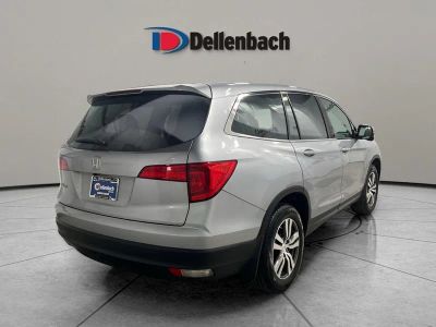 2016 Honda Pilot — detail view