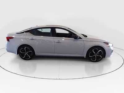 2024 Nissan Altima - Photo 8