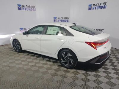 2025 Hyundai Elantra Hybrid - Photo 6