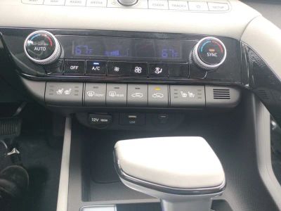 2025 Hyundai Elantra Hybrid - Photo 20