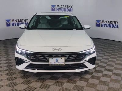 2025 Hyundai Elantra Hybrid - Photo 3