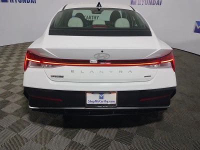 2025 Hyundai Elantra Hybrid - Photo 7