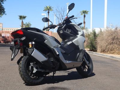 2026 Honda ADV160 - Photo 5