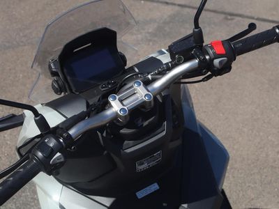 2026 Honda ADV160 - Photo 10