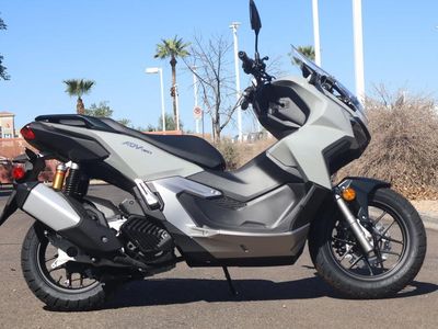 2026 Honda ADV160 - Photo 7