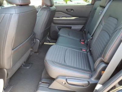 2026 Nissan Pathfinder — detail view
