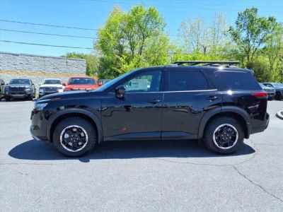 2026 Nissan Pathfinder — side profile view