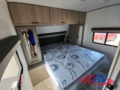2024 Dutchmen RV Kodiak Ultra-Lite - Photo 36