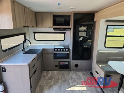 2024 Dutchmen RV Kodiak Ultra-Lite - Photo 3