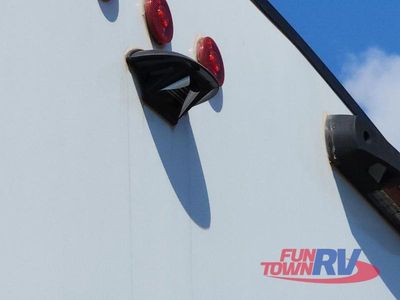 2024 Dutchmen RV Kodiak Ultra-Lite - Photo 15