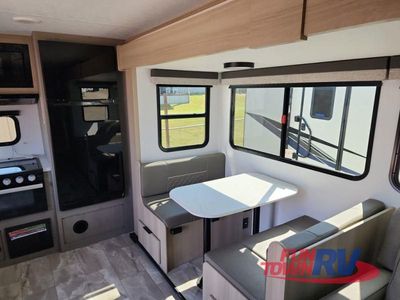 2024 Dutchmen RV Kodiak Ultra-Lite - Photo 4