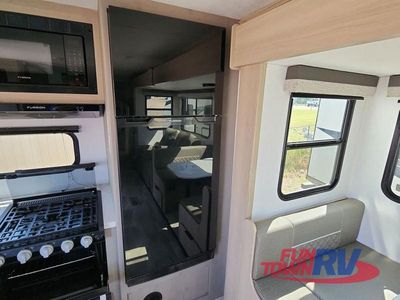 2024 Dutchmen RV Kodiak Ultra-Lite - Photo 22