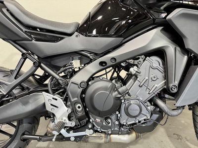 2025 Yamaha Tracer 9 - Photo 11