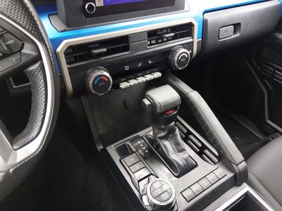 2024 Toyota Tacoma 4WD - Photo 18