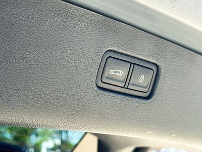 2023 Genesis GV80 2.5T — photo 35 view