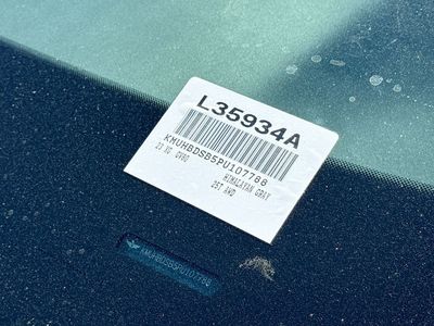 2023 Genesis GV80 2.5T — photo 16 view