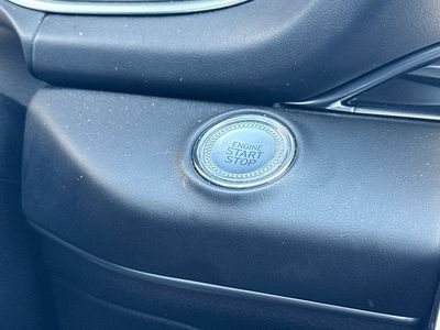 2023 Genesis GV80 2.5T — photo 18 view