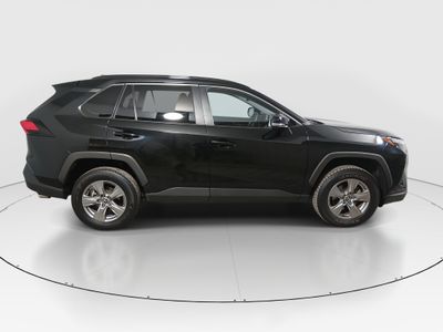 2024 Toyota RAV4 - Photo 8