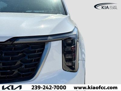 2026 Kia Sorento — photo 8 view
