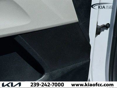 2026 Kia Sorento — photo 21 view