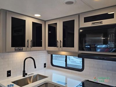 2026 Alliance RV Delta — photo 17 view