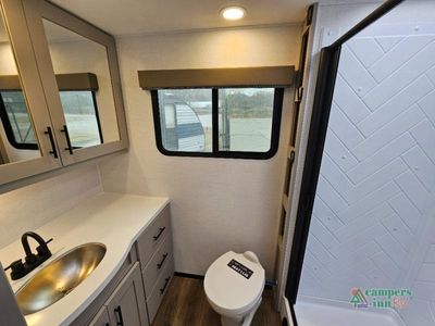 2026 Alliance RV Delta — photo 40 view