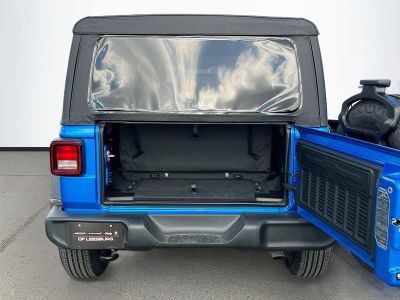 2026 Jeep Wrangler — photo 23 view