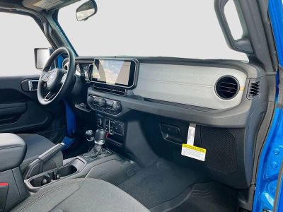 2026 Jeep Wrangler — photo 26 view