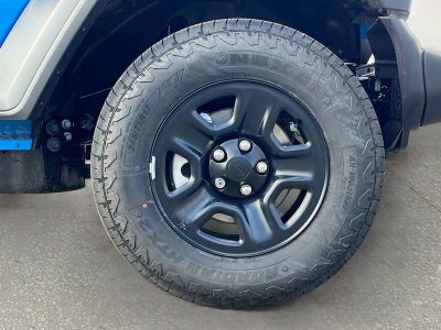2026 Jeep Wrangler — photo 27 view