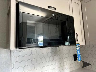 2026 Jayco Seismic - Photo 15