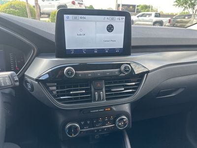 2024 Ford Escape — photo 11 view