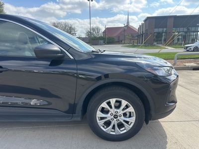 2024 Ford Escape — photo 7 view