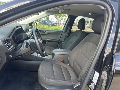 2024 Ford Escape — photo 10 view