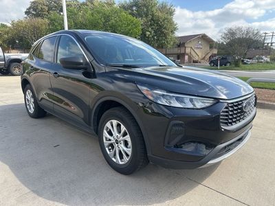 2024 Ford Escape — photo 8 view