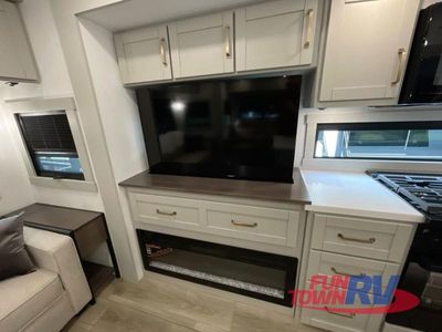 2026 Brinkley Model Z - Photo 25