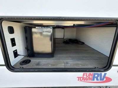2025 Forest River RV Sabre - Photo 14