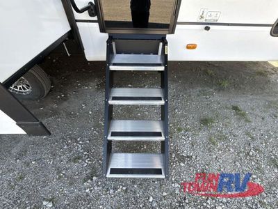 2025 Forest River RV Sabre - Photo 18