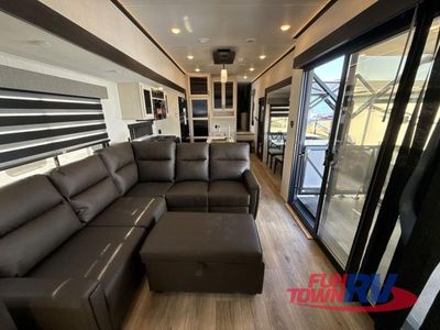 2025 Forest River RV Sabre - Photo 6